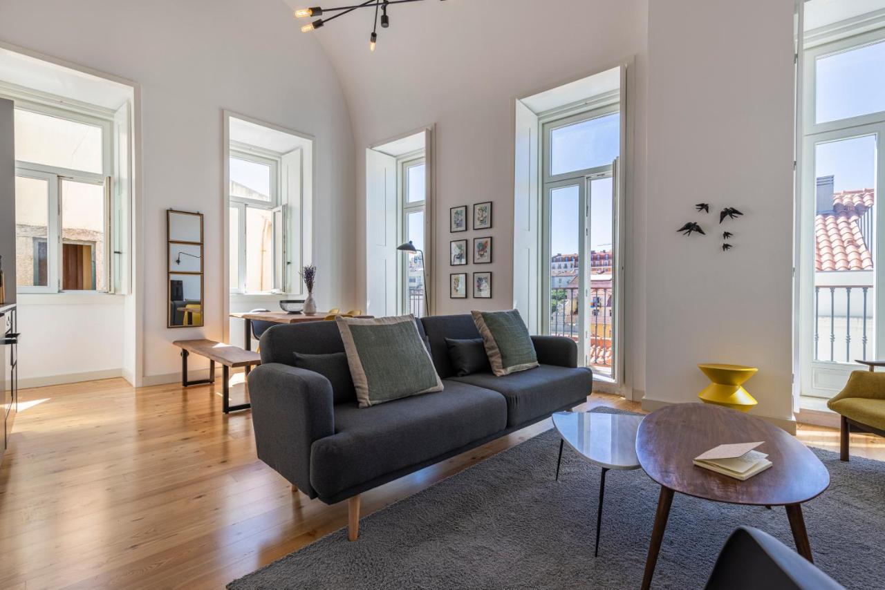 Glamorous 3Bdr Apartment In City Center By Lovelystay Lisboa Extérieur photo