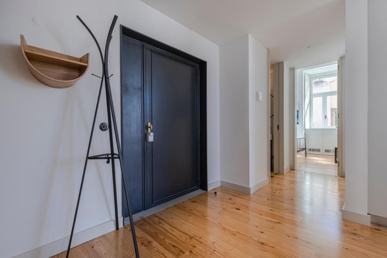 Glamorous 3Bdr Apartment In City Center By Lovelystay Lisboa Extérieur photo