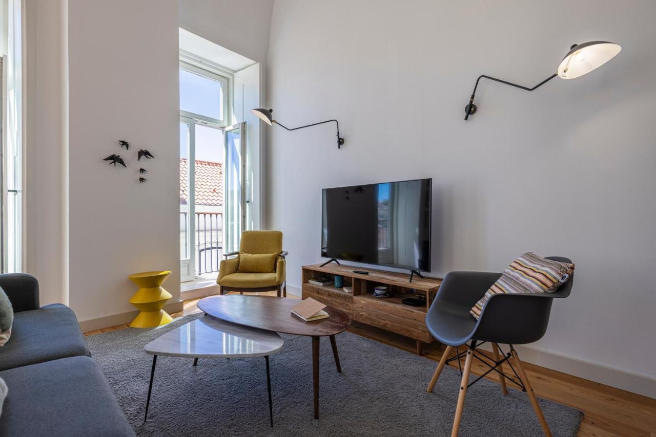 Glamorous 3Bdr Apartment In City Center By Lovelystay Lisboa Extérieur photo