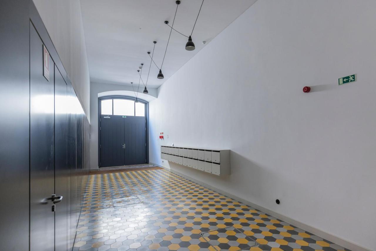 Glamorous 3Bdr Apartment In City Center By Lovelystay Lisboa Extérieur photo