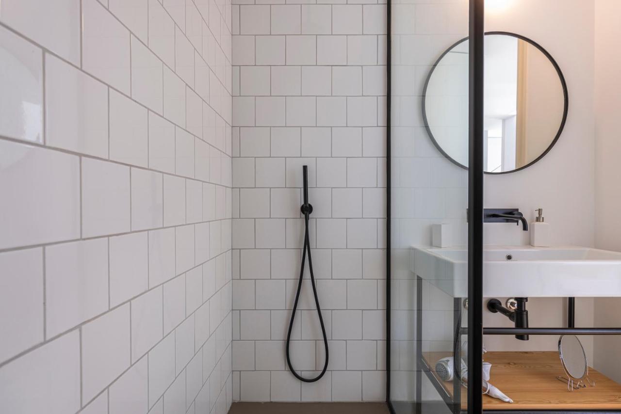 Glamorous 3Bdr Apartment In City Center By Lovelystay Lisboa Extérieur photo