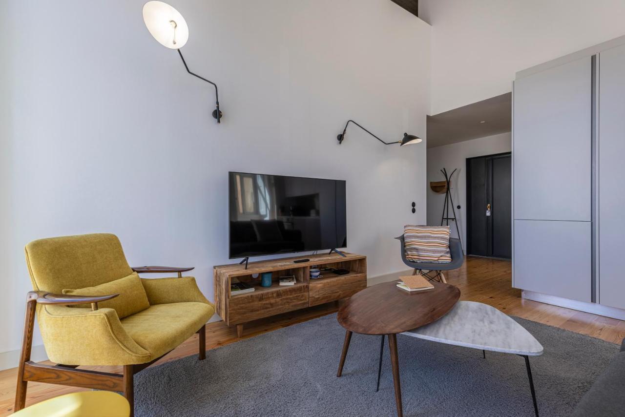 Glamorous 3Bdr Apartment In City Center By Lovelystay Lisboa Extérieur photo